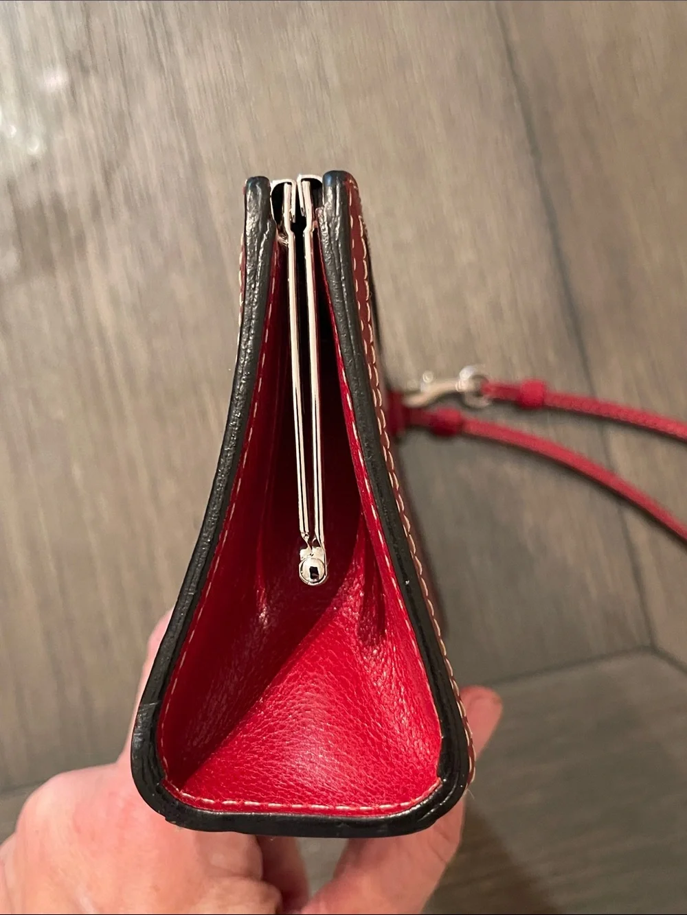 Pelle Studio - Wilson Leather Red Kiss Lock Clutch - Wristet - Wallet